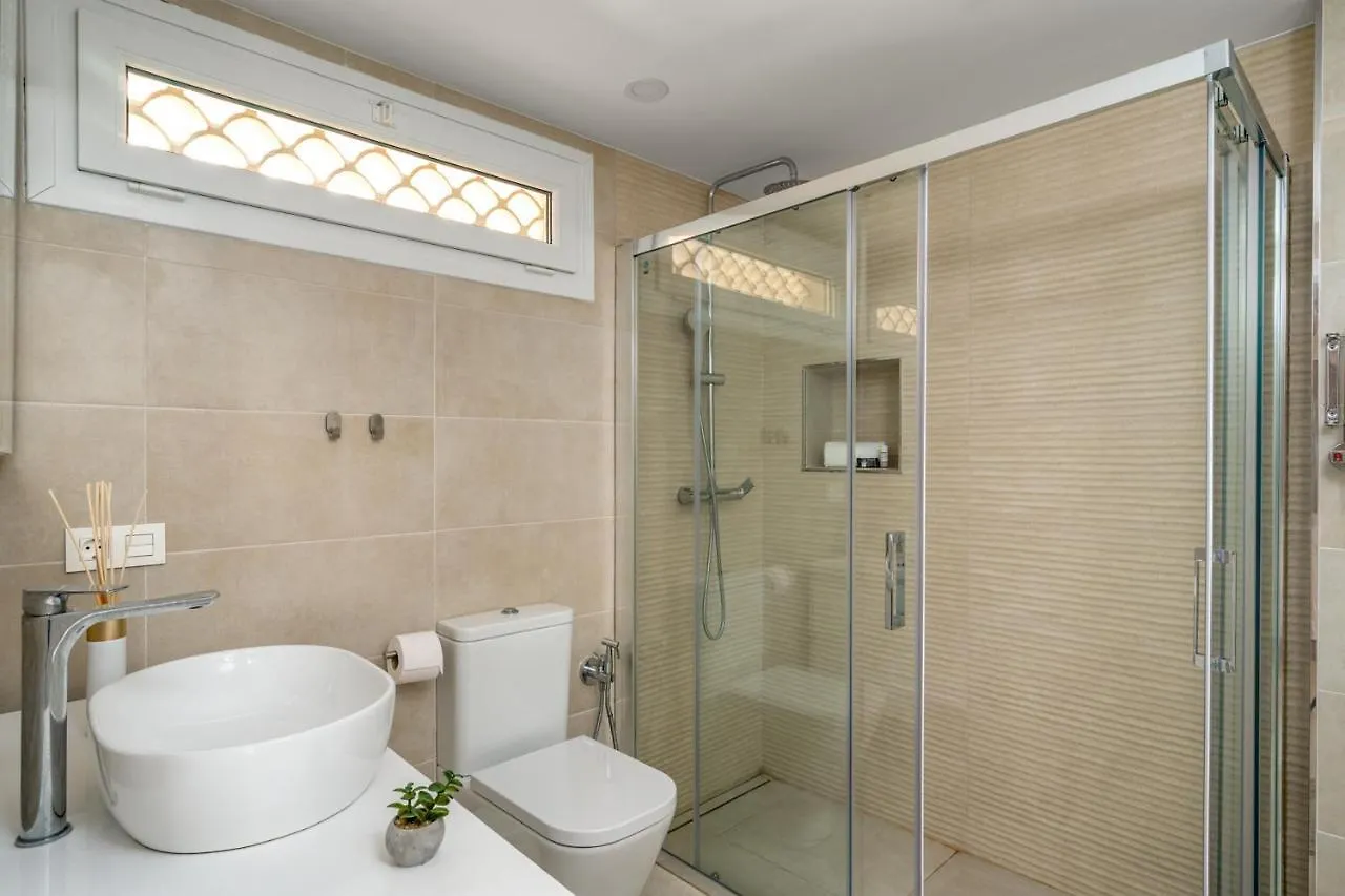 Beachclose Family Apartment In Benalmadena By Costarentals - Ref 185
