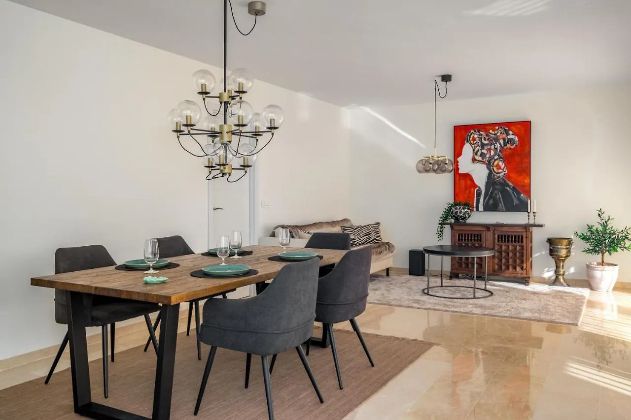 Beachclose Family Apartment In Benalmadena By Costarentals - Ref 185