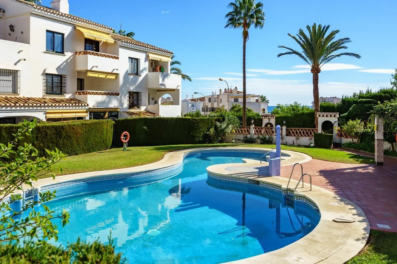 Beachclose Family Apartment In Benalmadena By Costarentals - Ref 185